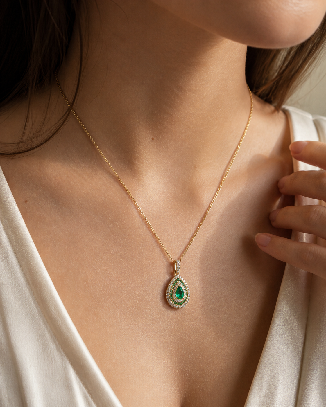 Emerald and White Diamond Teardop Necklace Emerald