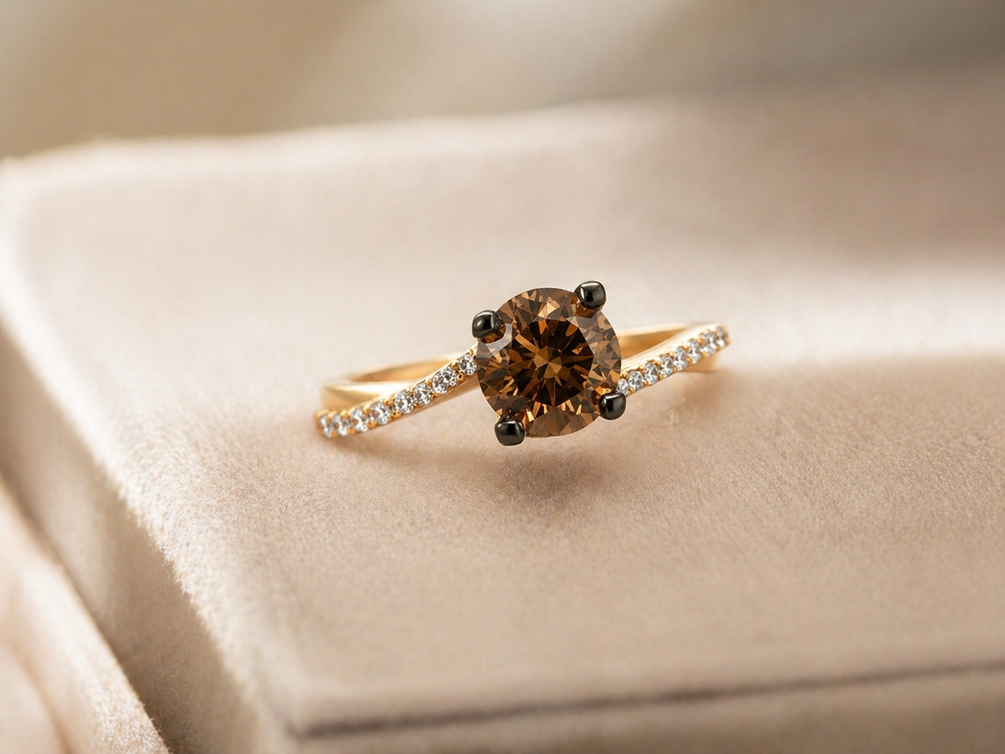 Twist of Diamonds Coco Ring