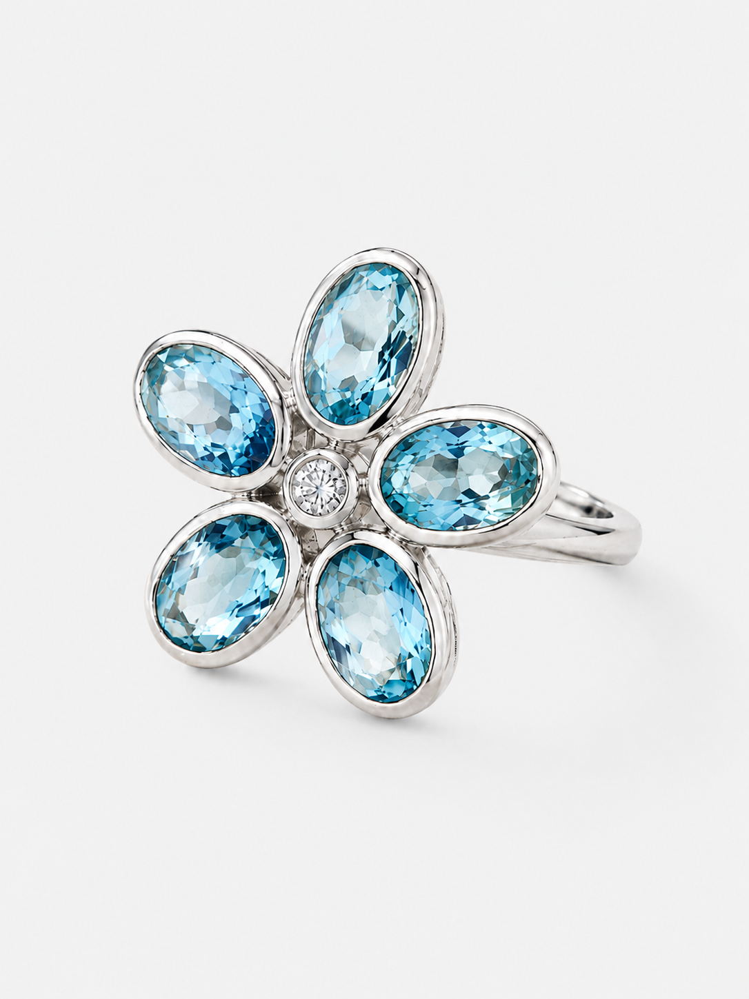 Iris Aquamarine & Diamond Ring KALLATI