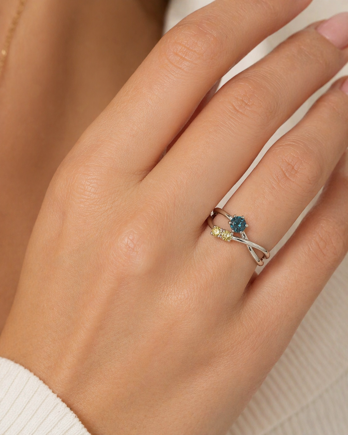 Sun & Sea Diamond Ring blue diamond