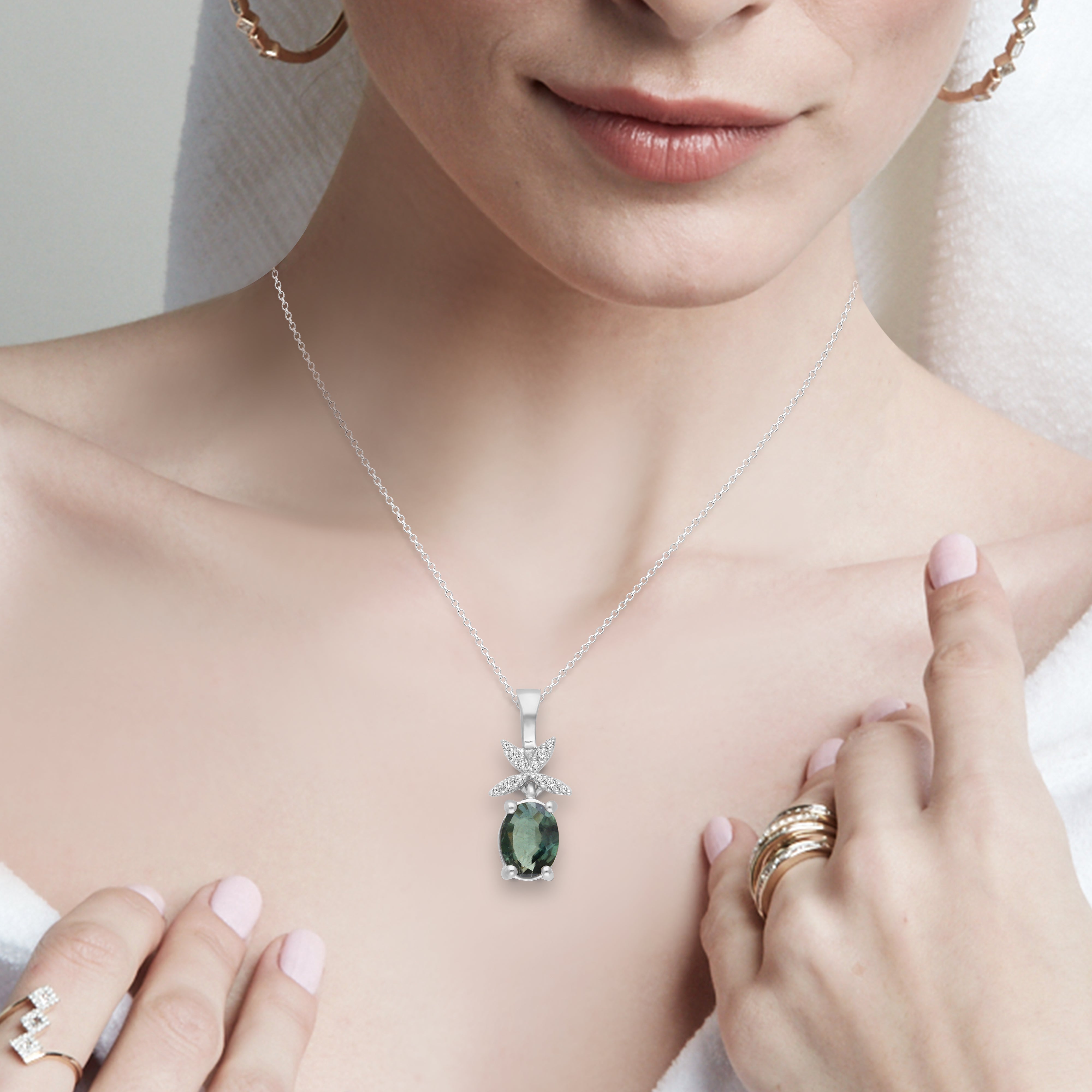 Green Goddess Dangle Necklace