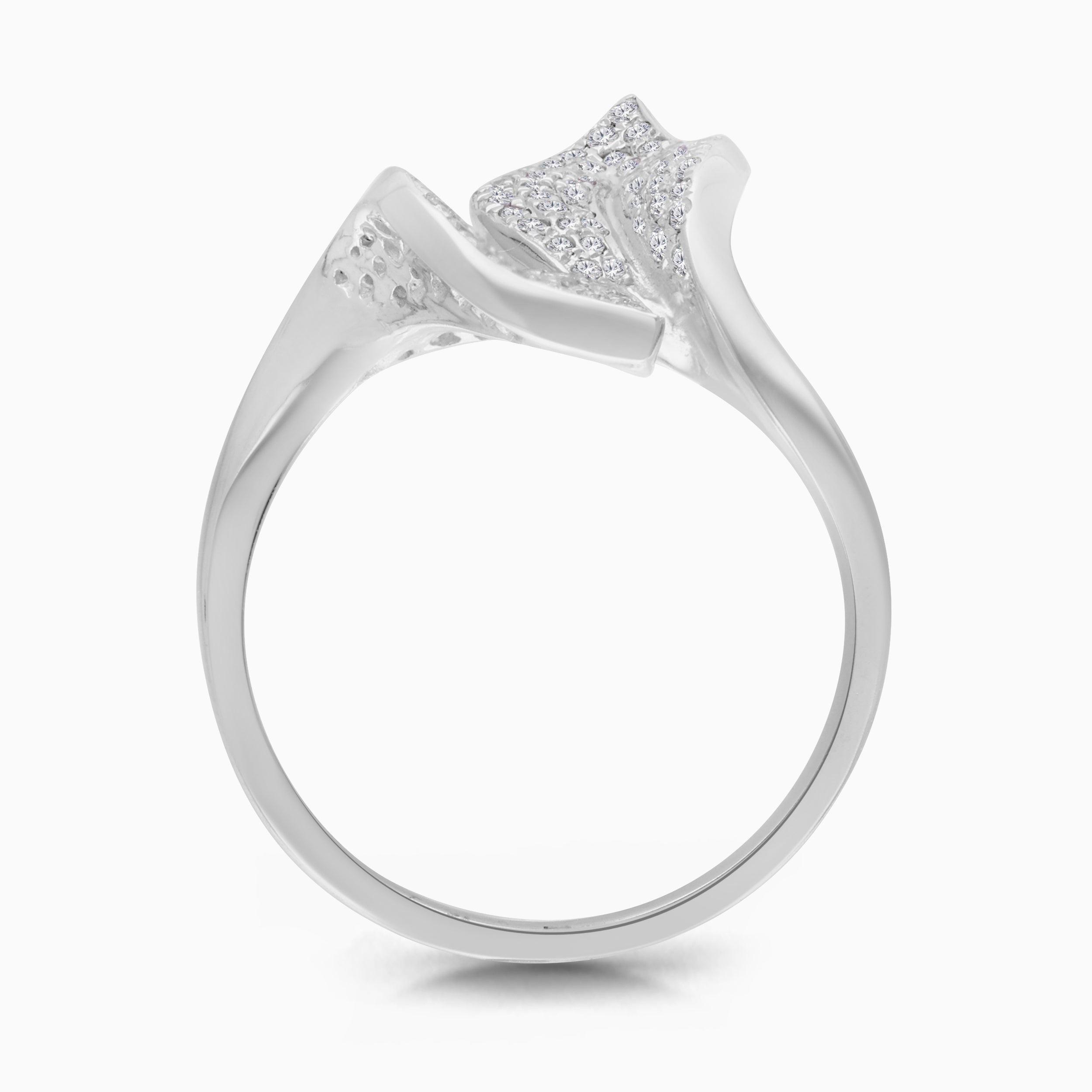 Intertwined Leaves Diamond Ring