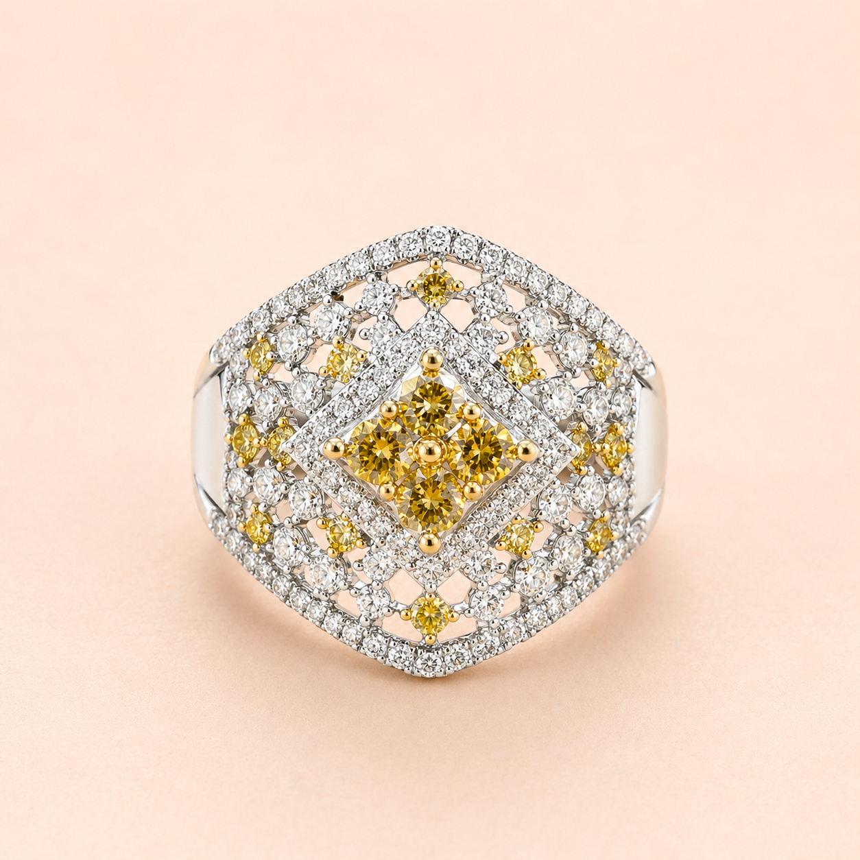Baroque Elegance Ring Yellow Diamond