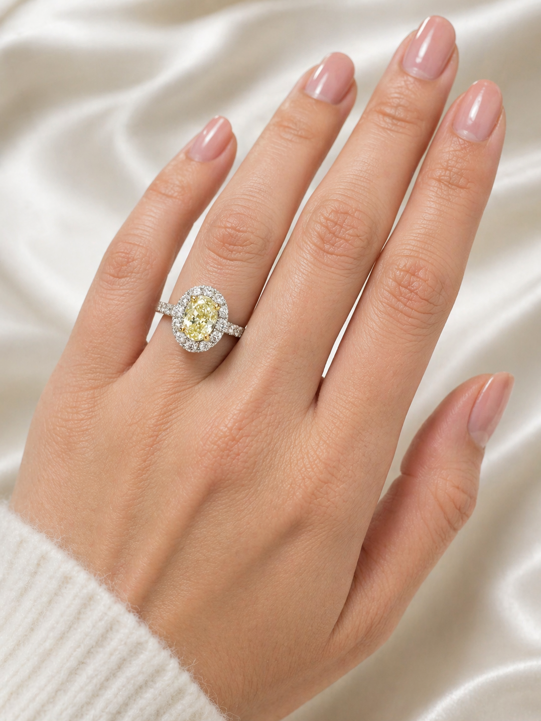 GIA Oval Yellow & White Diamond Ring Yellow Diamond