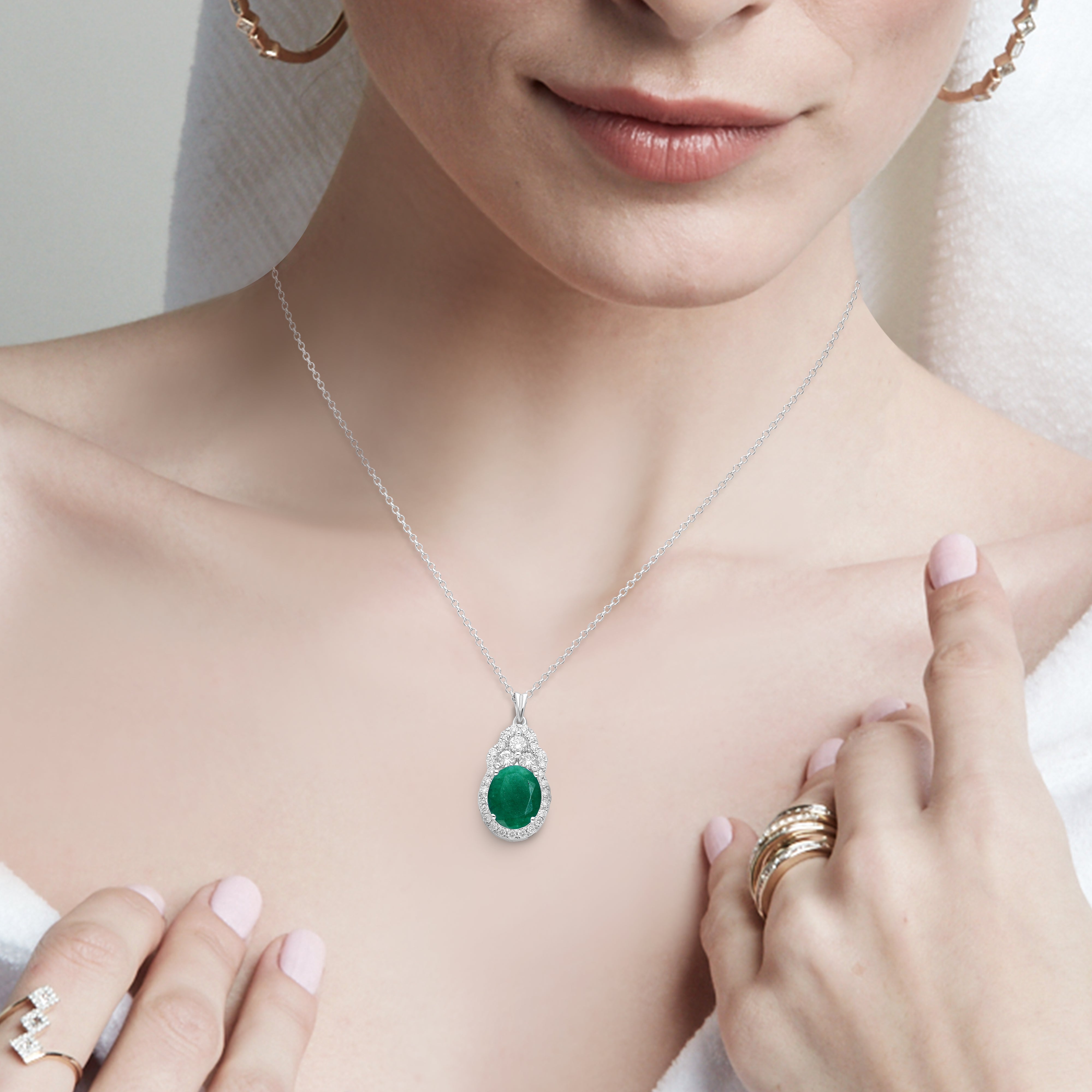 Diamond Crown Emerald Oval Pendant