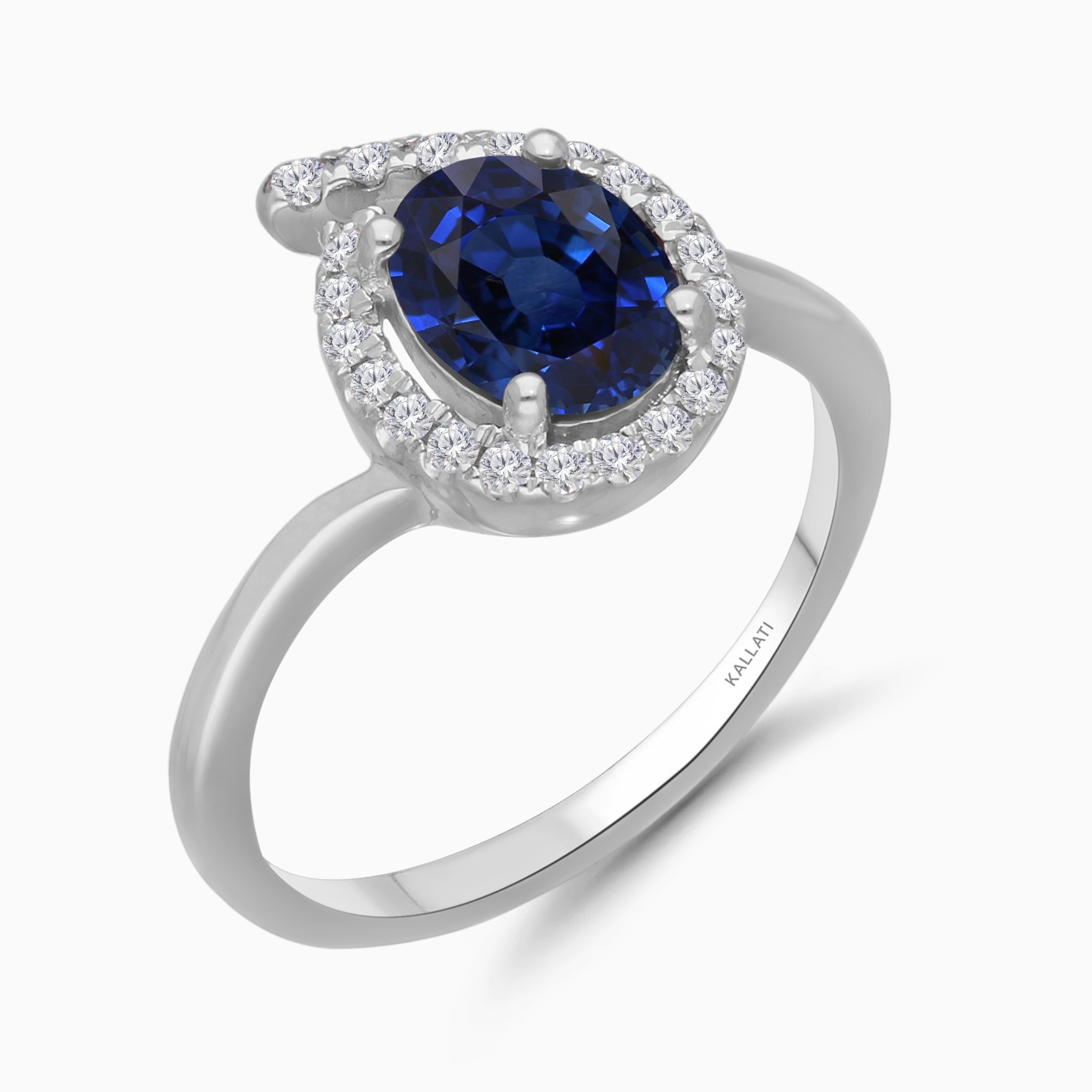 Ceylon Blue Sapphire and White Diamond Ring