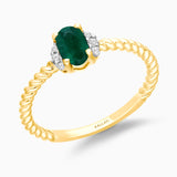 Oval Emerald Ring