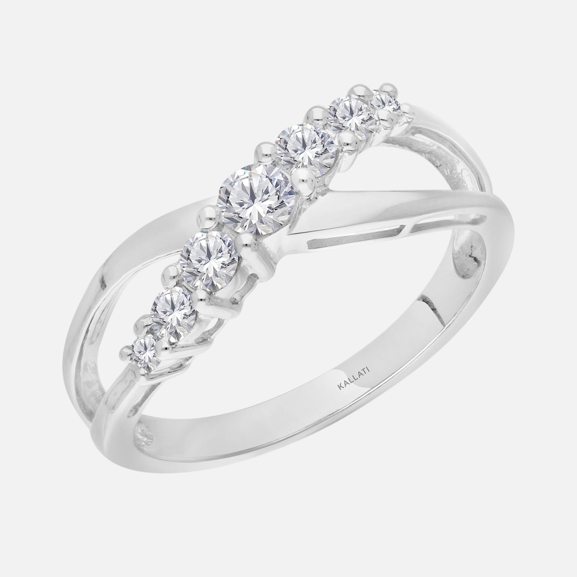 Graduated Diamond X Ring White Diamond