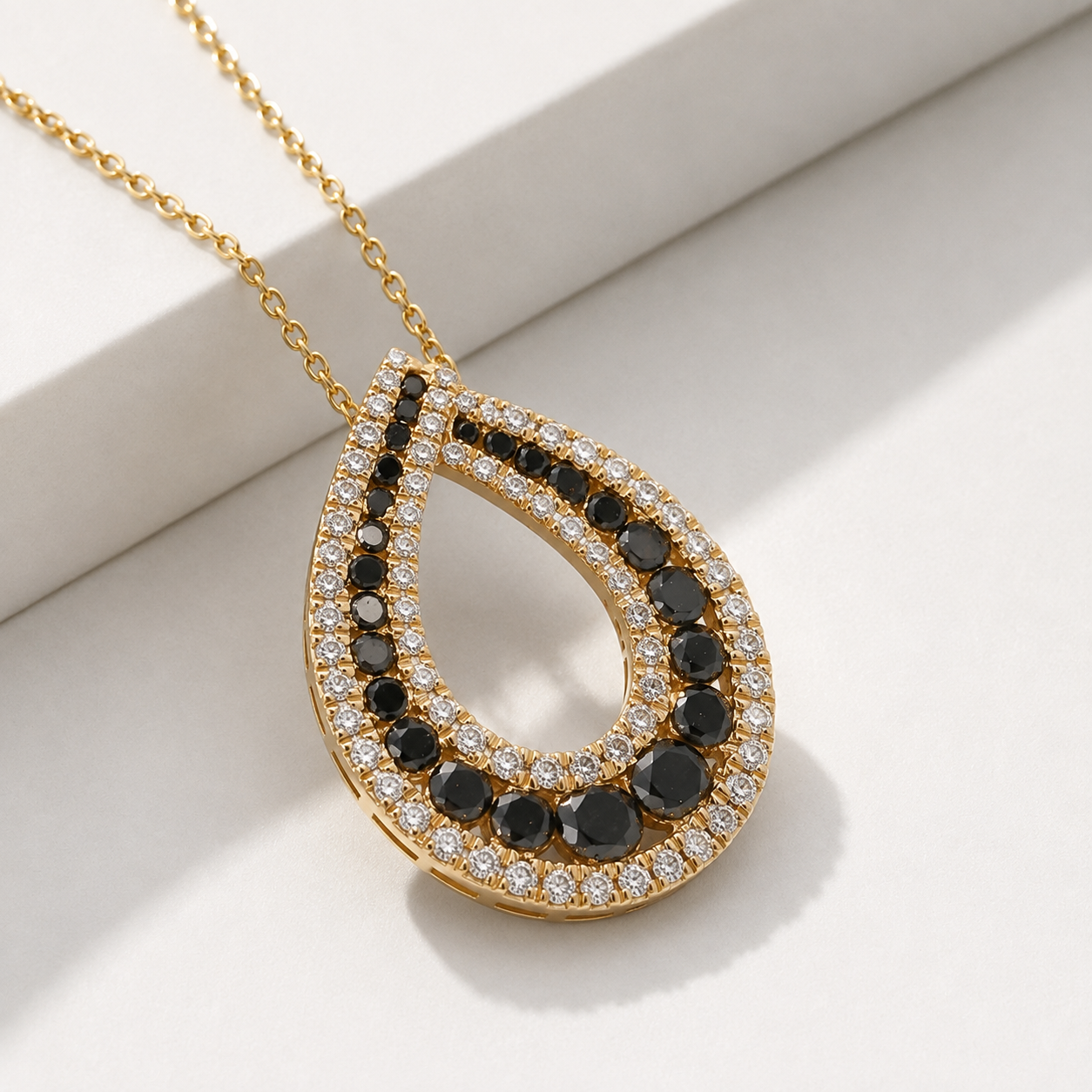 Black & White Diamond Swirl Necklace Black_Diamond